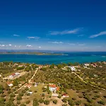 The Endless View * Βουρβουρού