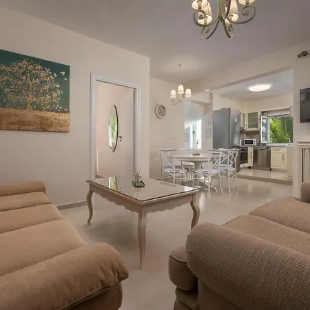 The Endless View * Vourvourou